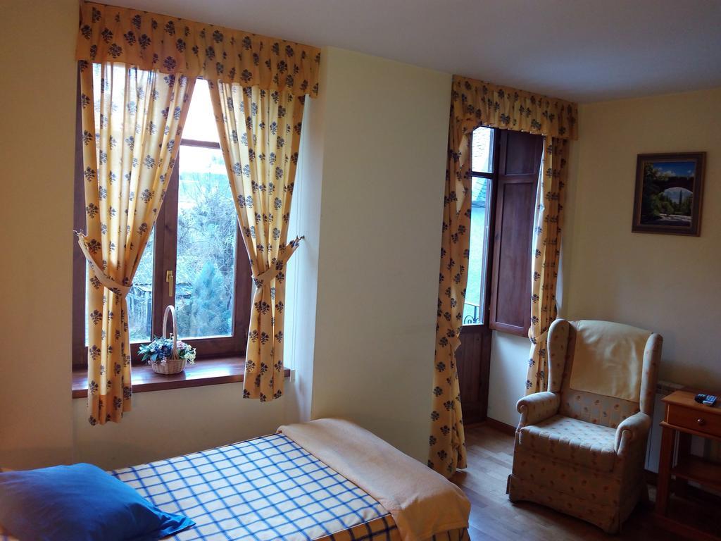 Casa Es Neres Hotel Les, Catalonia Kültér fotó