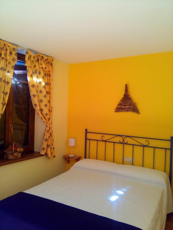 Casa Es Neres Hotel Les, Catalonia Kültér fotó